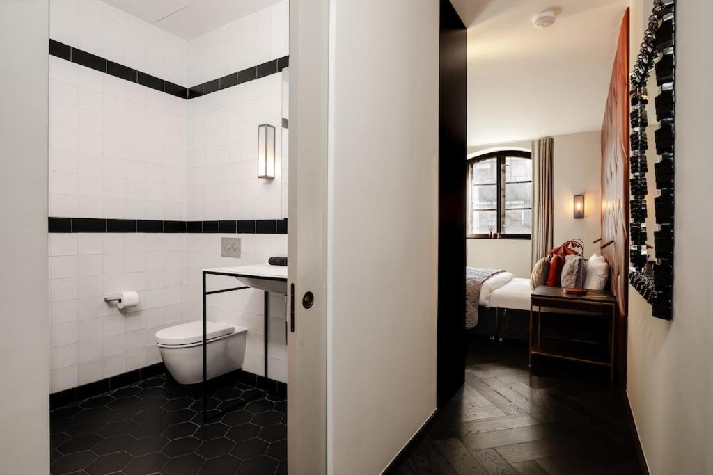 Shh! Oxford St Dream-Come-True Fam Design Hot Spot London Eksteriør billede