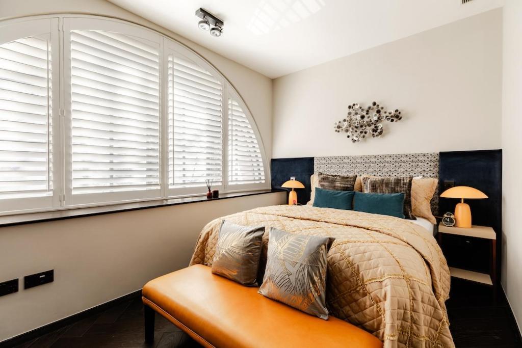 Shh! Oxford St Dream-Come-True Fam Design Hot Spot London Eksteriør billede